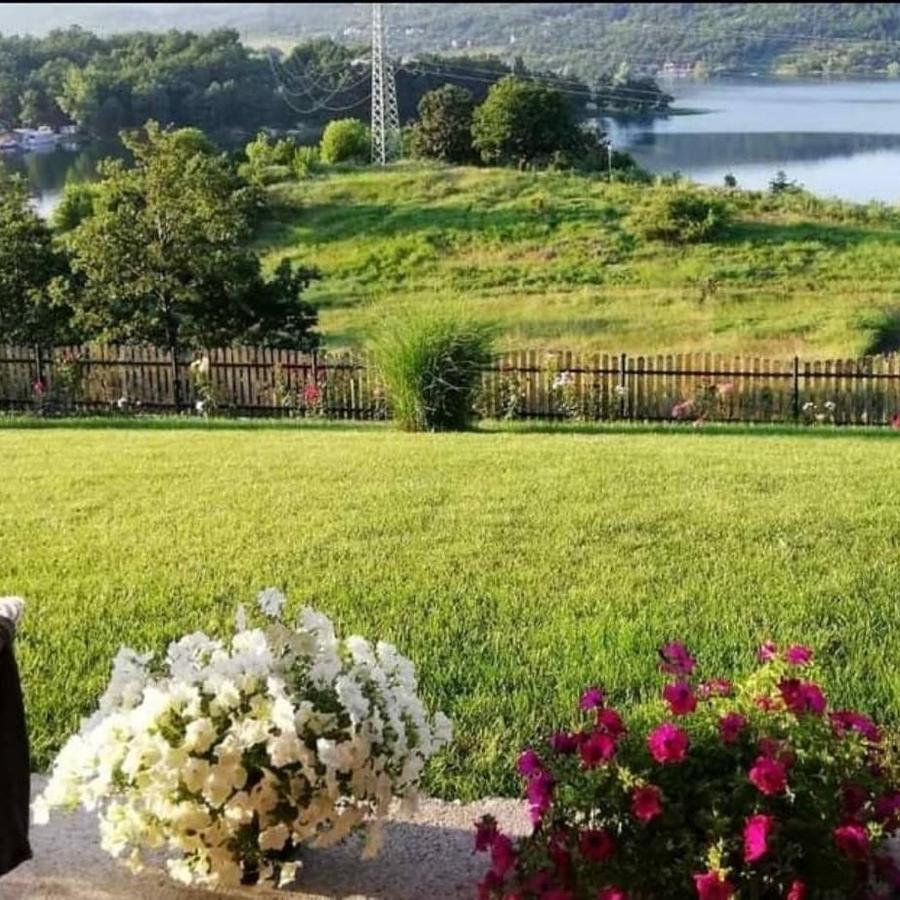 Vila Vera Borsko Jezero Exteriér fotografie