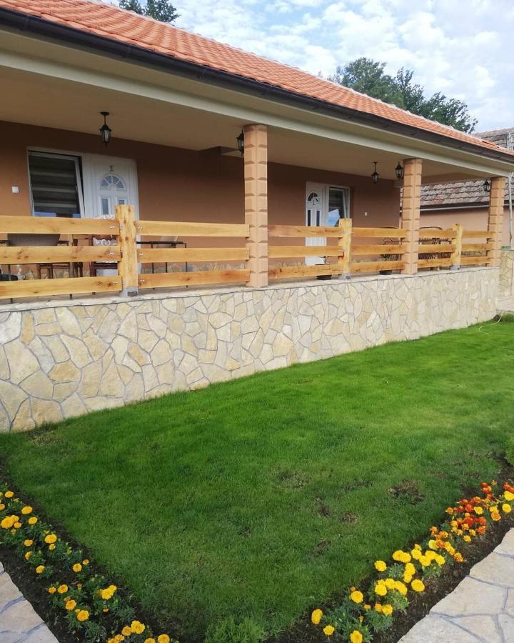 Vila Vera Borsko Jezero Exteriér fotografie
